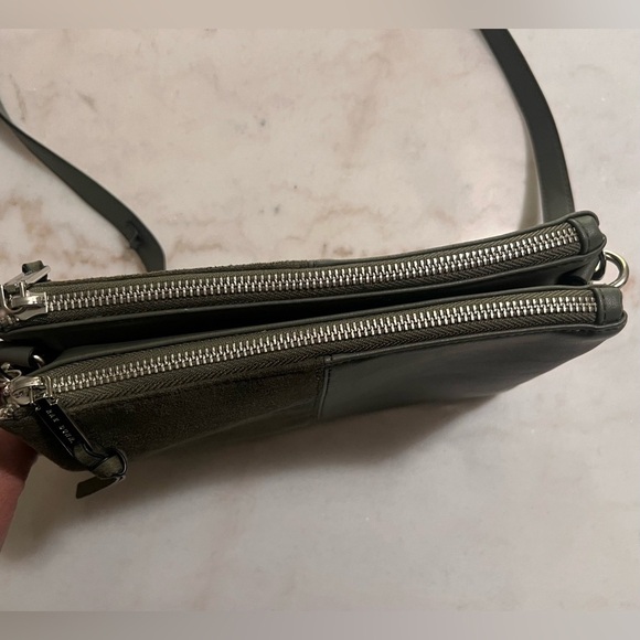 Rae Dunn Women’s Leather and Suede Green Crossbody Bag Purse Double Top Zippers - Picture 7 of 12